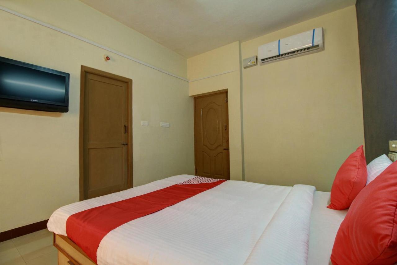 Oyo Flagship 16345 Pkn Residency Hotel มทุราย ภายนอก รูปภาพ